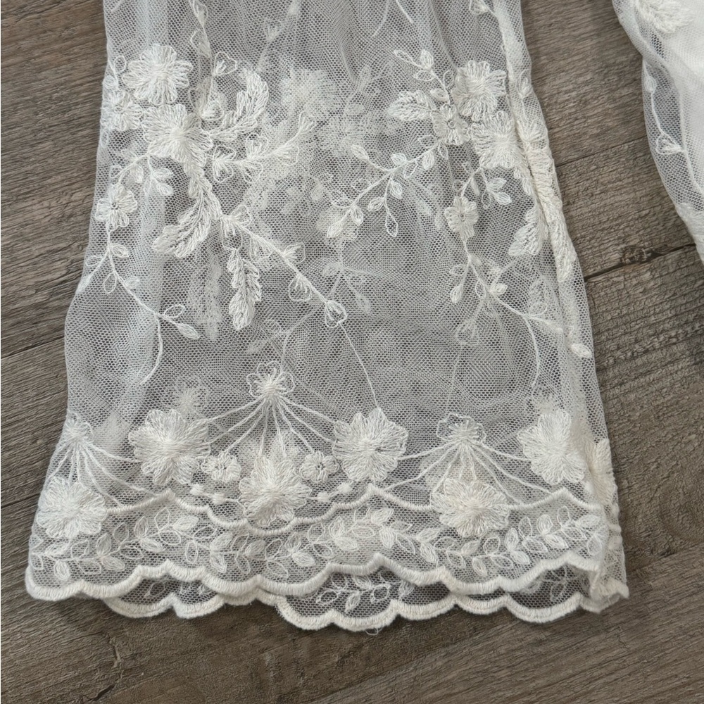 White House Black Market Sheer Lace Blouse, V-Neck, Ivory, Size S - Picture 4 of 11